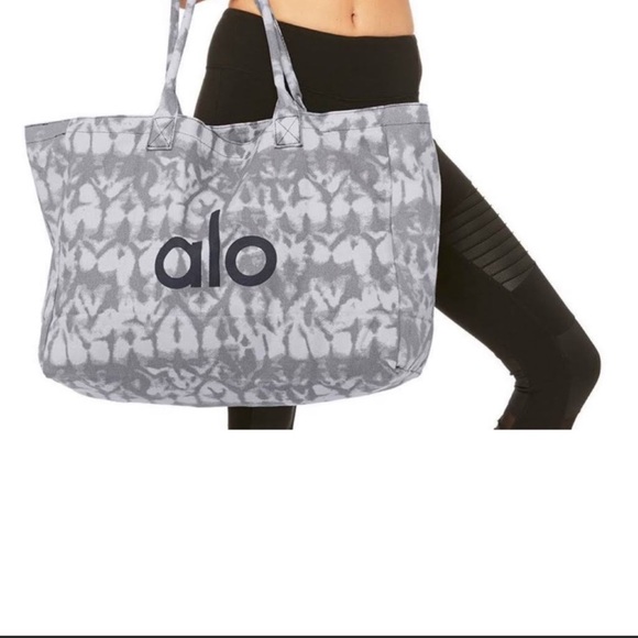 NWT Alo grey tie dye yoga beach bag - Picture 1 of 6